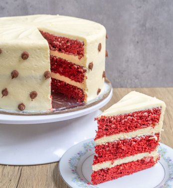 Perroni Red Velvet Cake